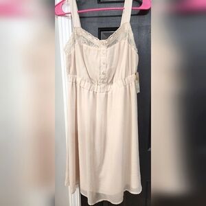**NEW**MUDD DRESS SIZE LARGE